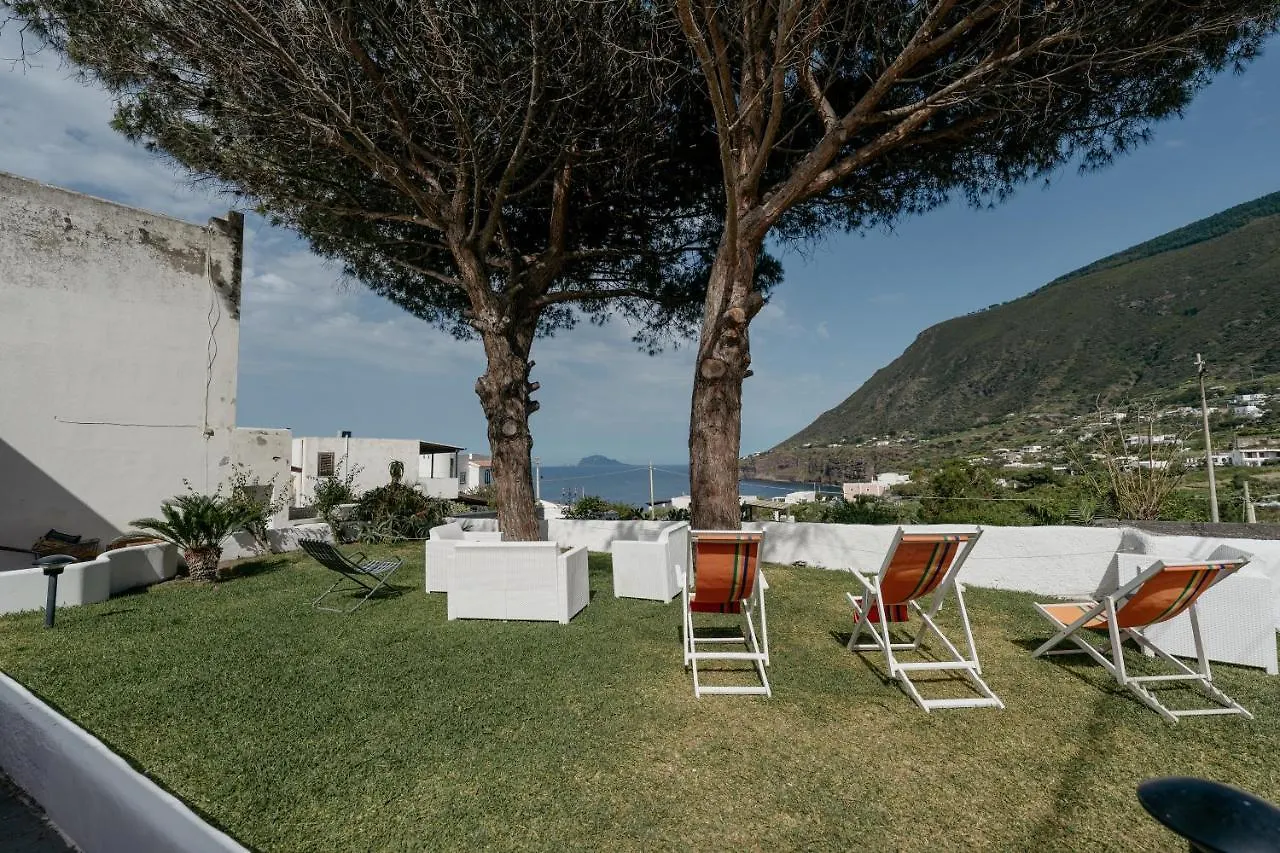 Case Vacanza Cafarella Malfa  Apartmán